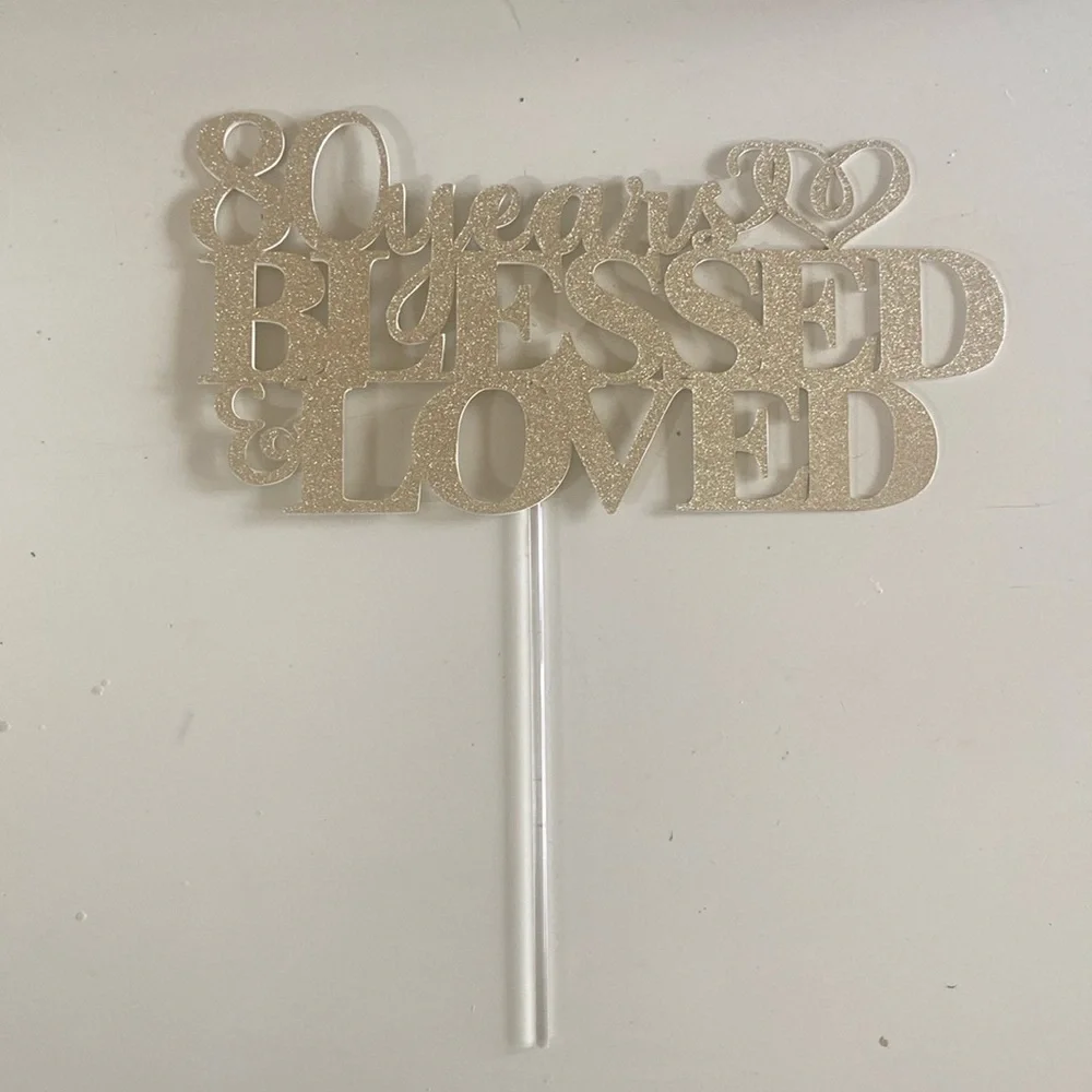 Cake topper